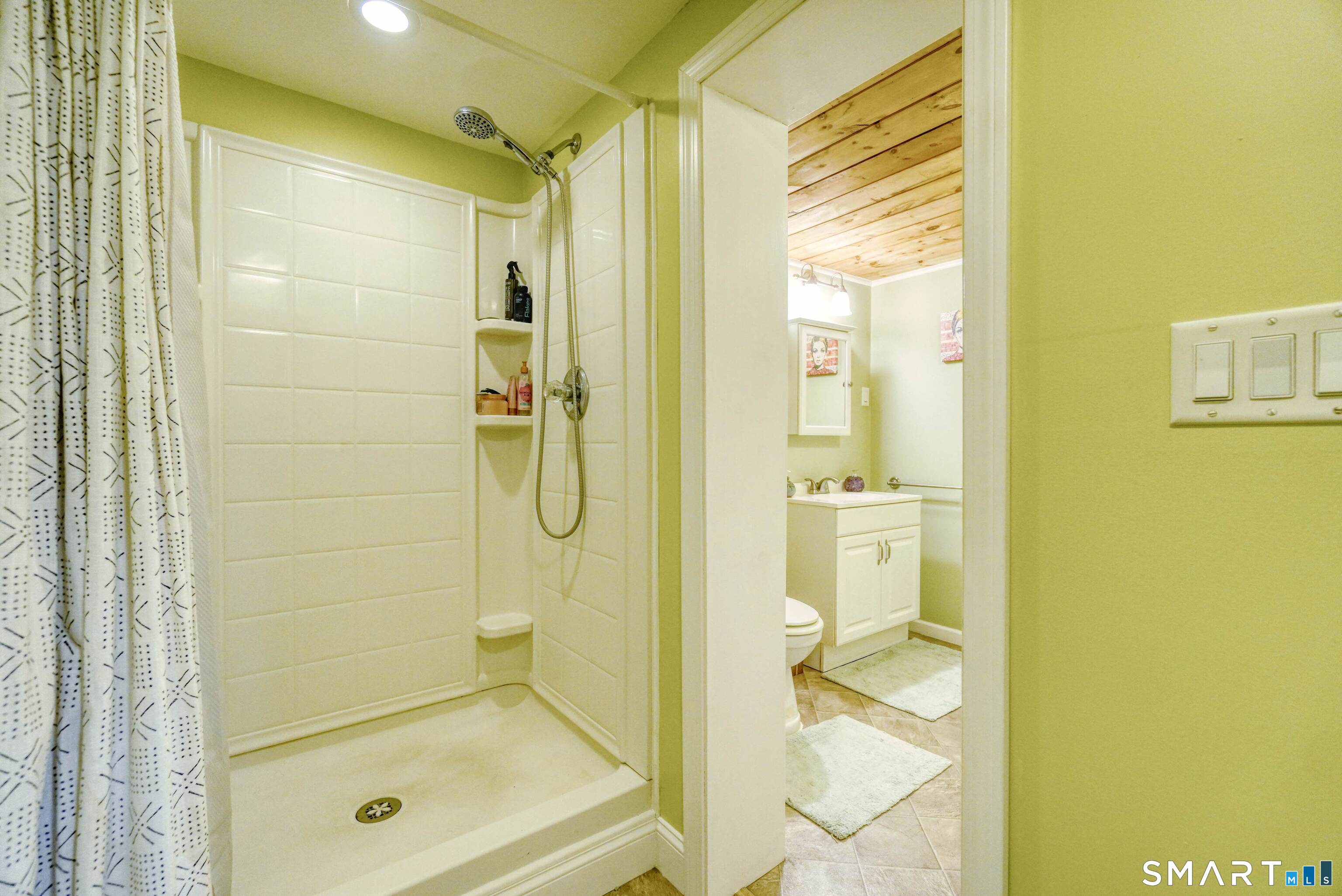 24 Robert Avenue Killingly CT 06239