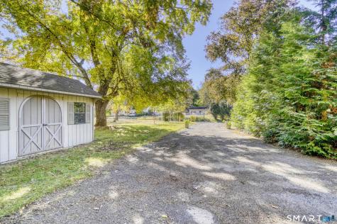 24 Robert Avenue Killingly CT 06239