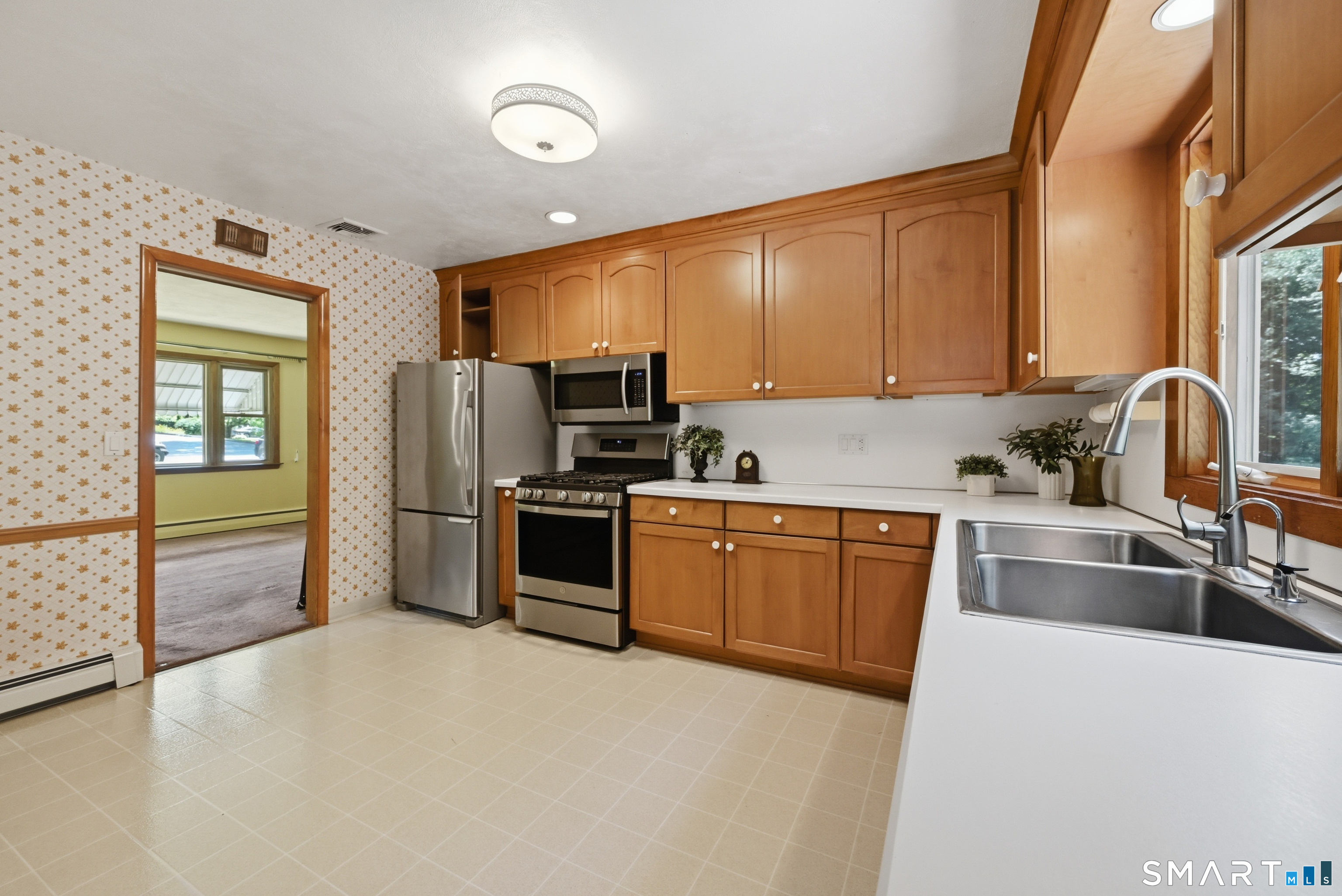 30 Maple Row Bethel CT 06801