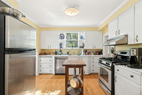 1018 North Street Greenwich CT 06831
