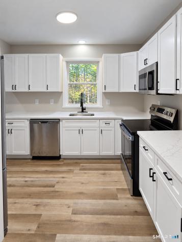 102 Moxley Road Montville CT 06382