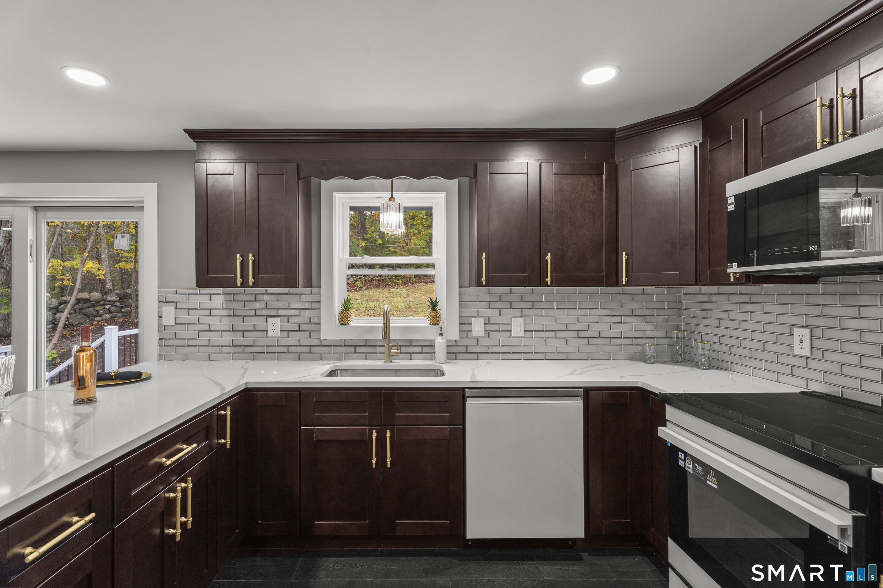69 Ross Hill Road Lisbon CT 06351