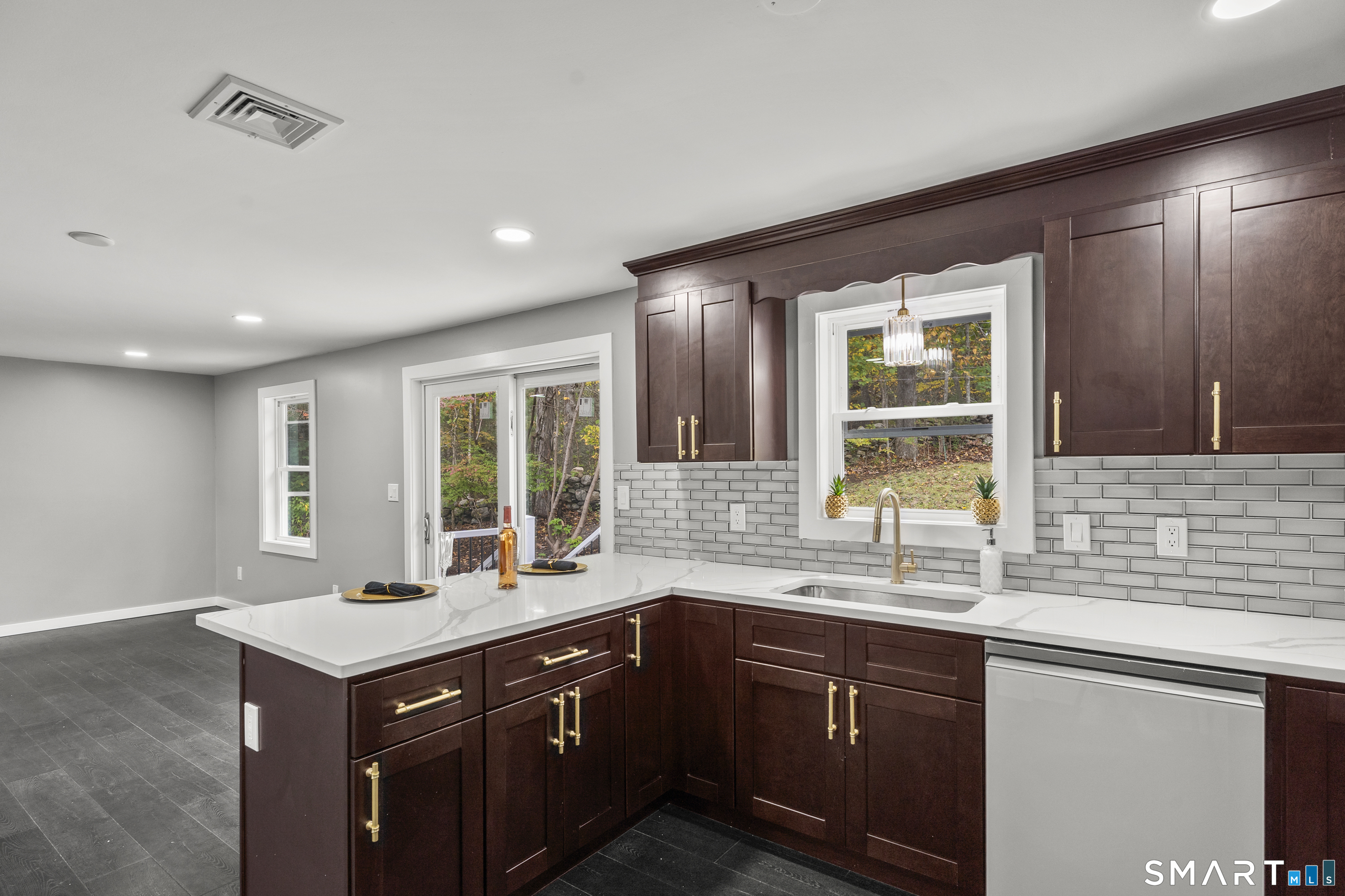 69 Ross Hill Road Lisbon CT 06351