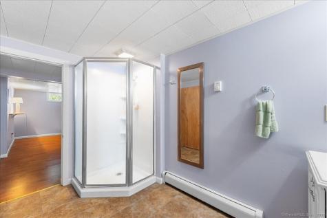 51 Thames Street New London CT 06320