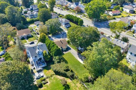 51 Thames Street New London CT 06320