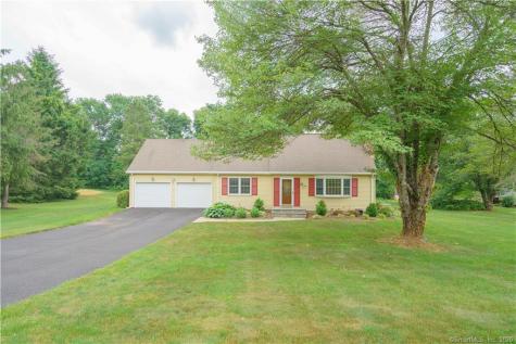9 Maize Lane East Granby CT 06026