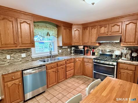 166 Stevens Lane Glastonbury CT 06033