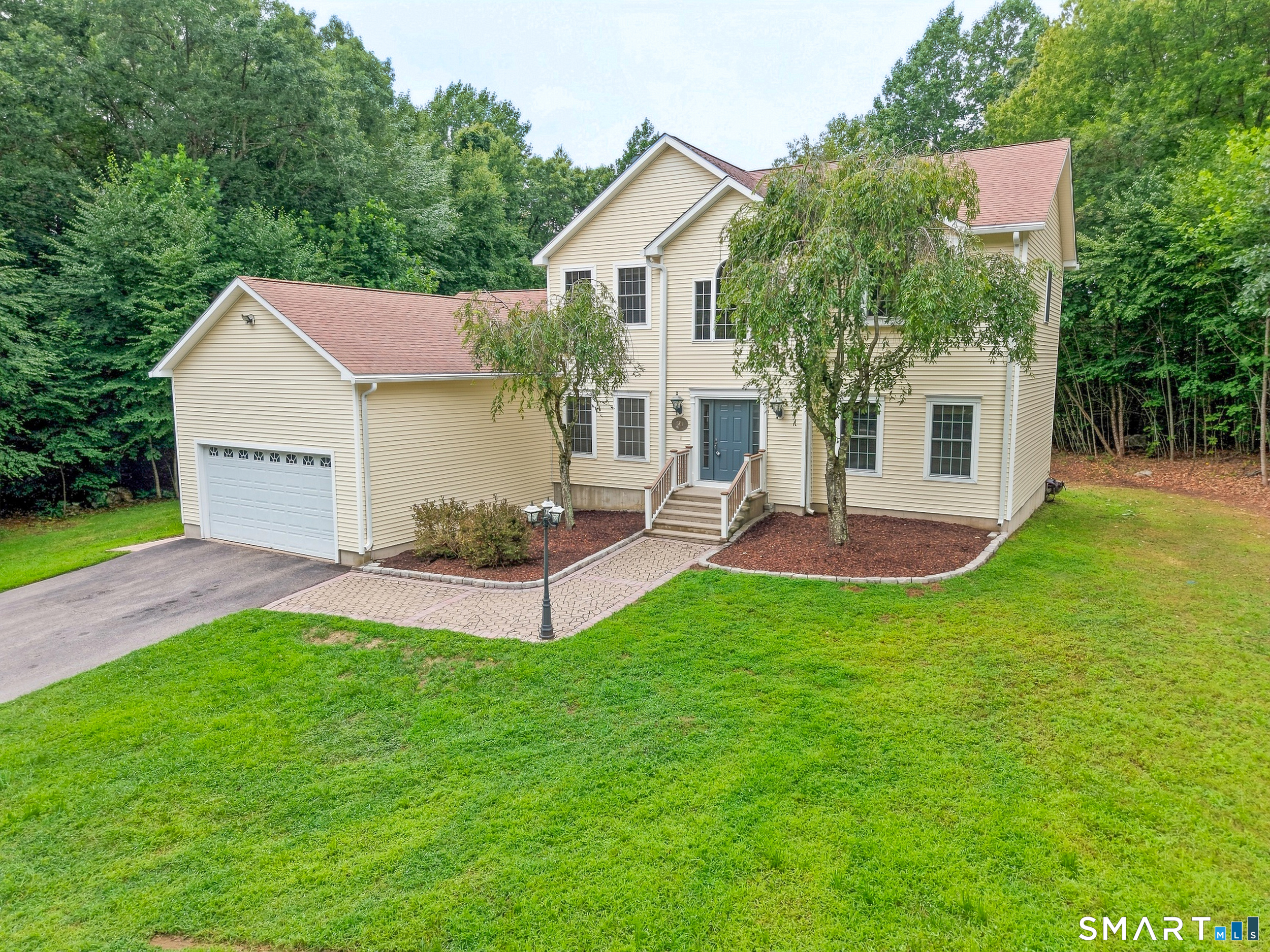 271 Forsyth Road Salem CT 06420