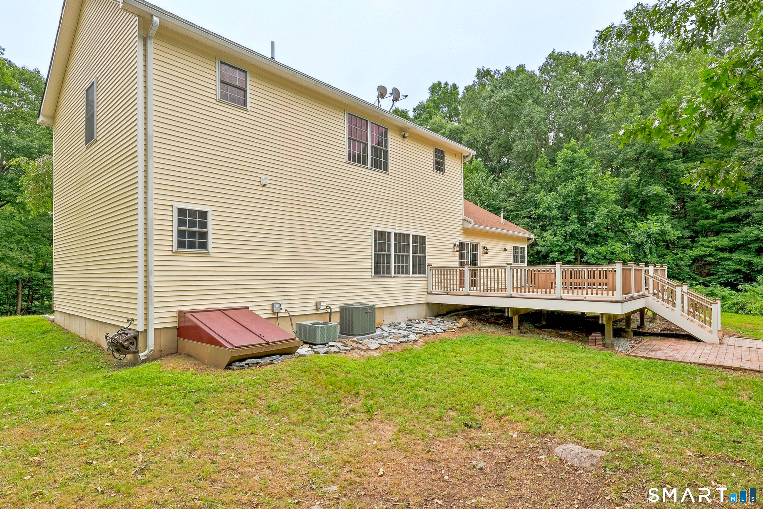 271 Forsyth Road Salem CT 06420