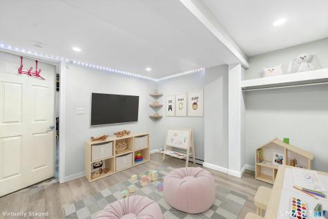 49 Maple Avenue Montville CT 06382
