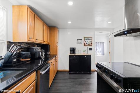 49 Maple Avenue Montville CT 06382