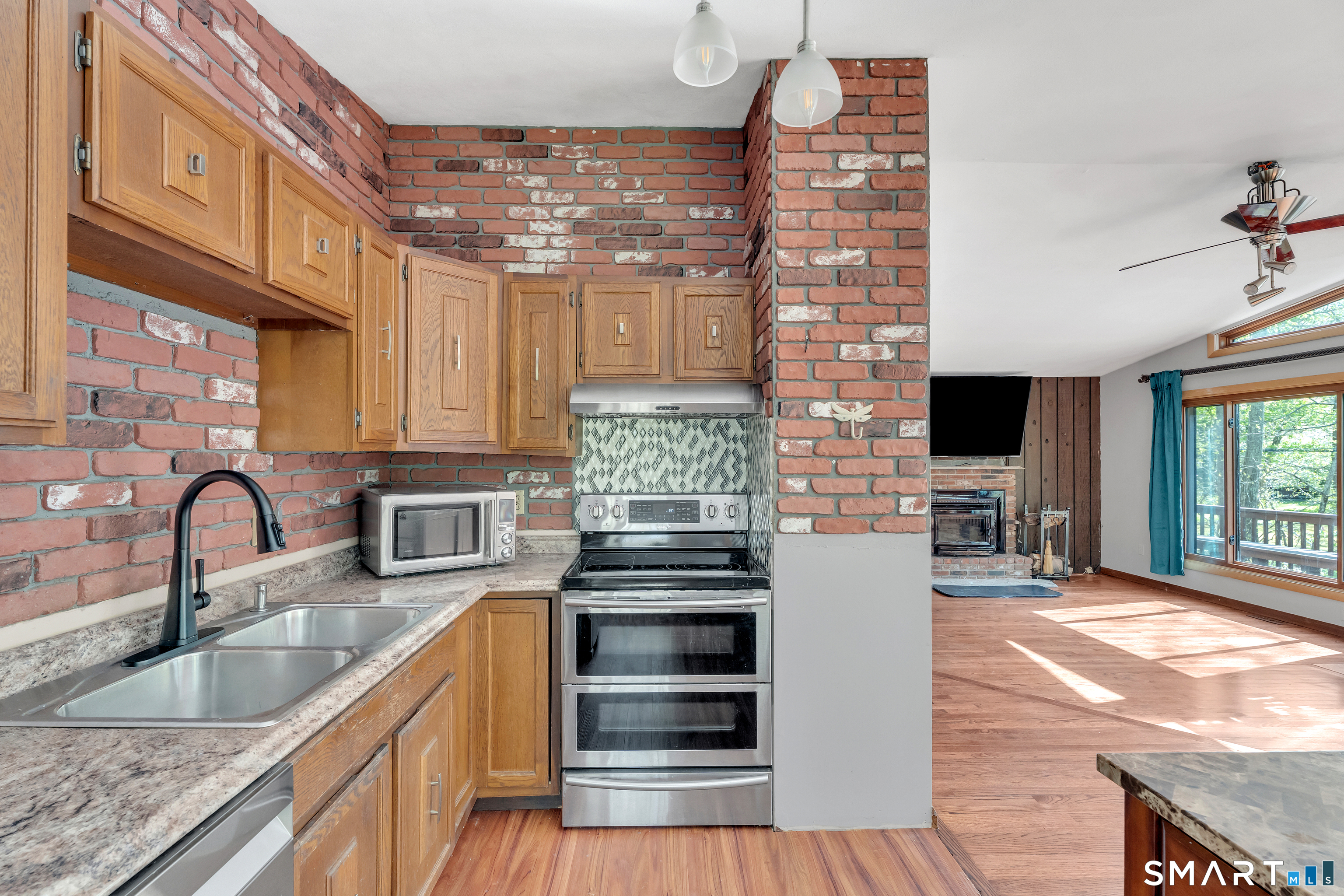 567 Fire Street Montville CT 06370