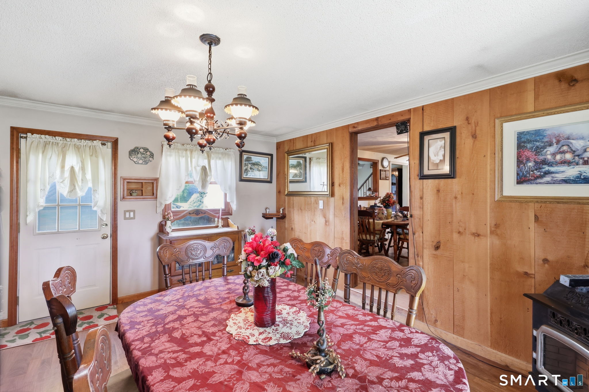 93 Steele Road Enfield CT 06082