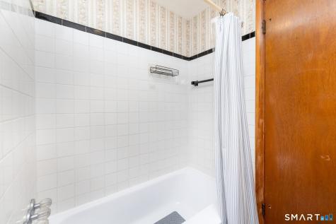 1419 Poquonock Avenue Windsor CT 06095