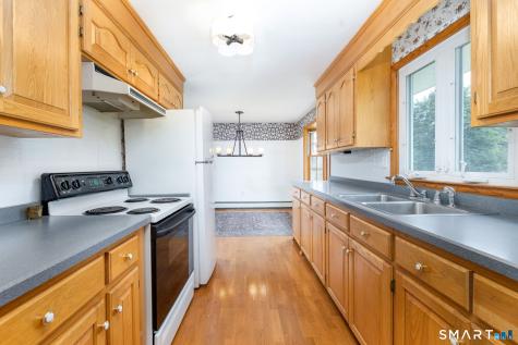 1419 Poquonock Avenue Windsor CT 06095