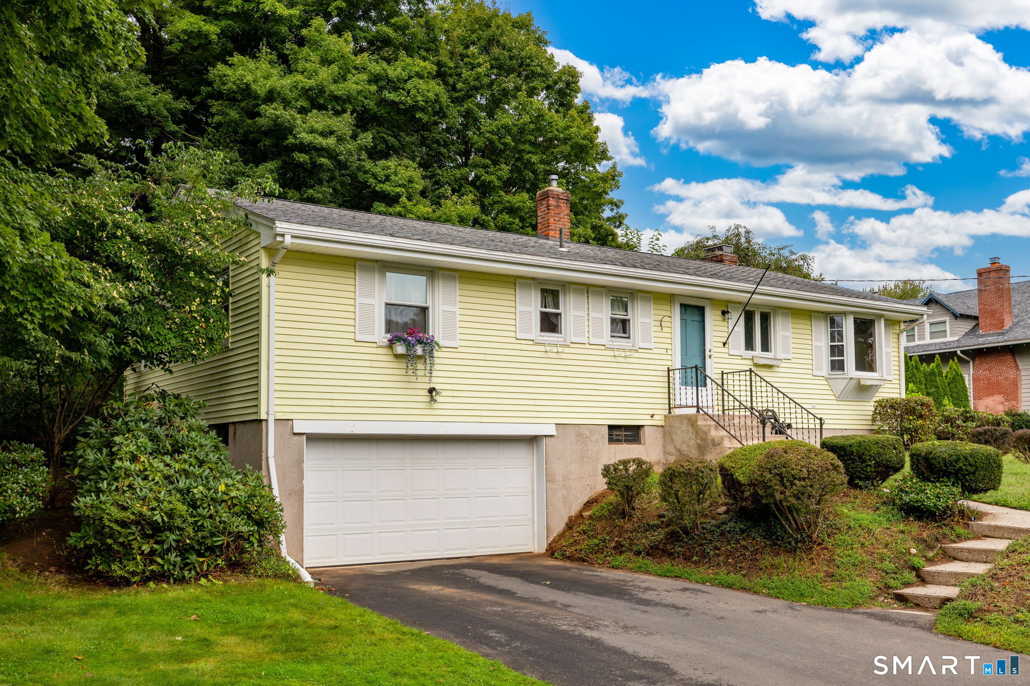 1419 Poquonock Avenue Windsor CT 06095