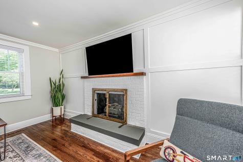 643 Maple Avenue Cheshire CT 06410