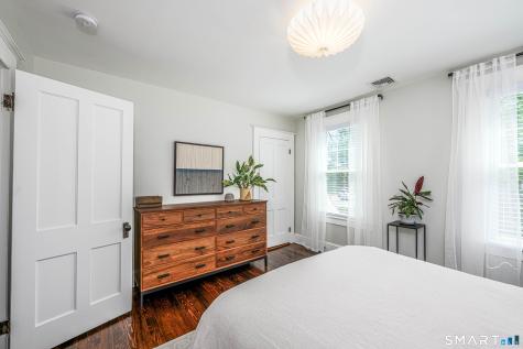 643 Maple Avenue Cheshire CT 06410