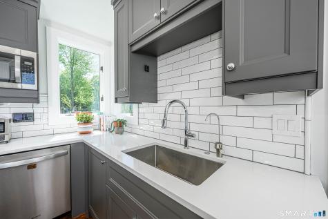 643 Maple Avenue Cheshire CT 06410