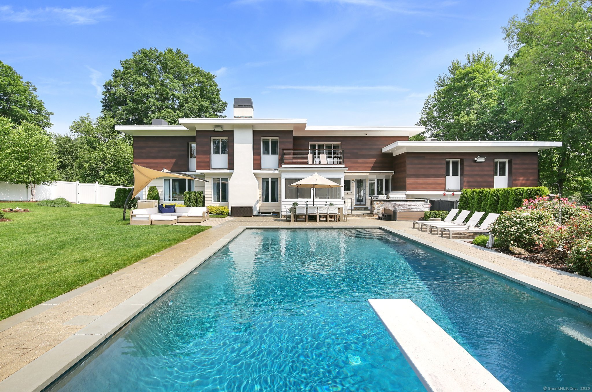 39 Wedgemere Road Stamford CT 06905