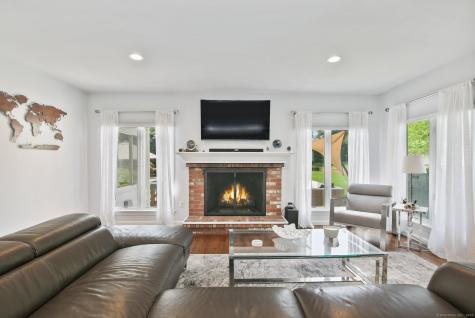 39 Wedgemere Road Stamford CT 06905