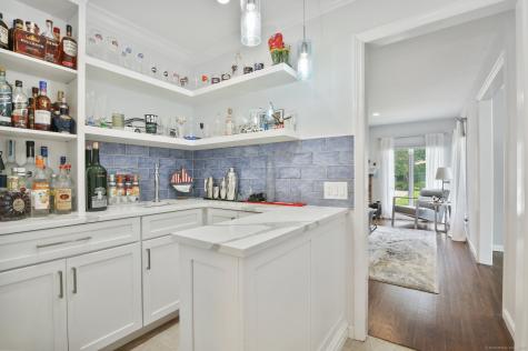 39 Wedgemere Road Stamford CT 06905