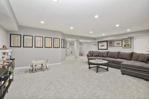39 Wedgemere Road Stamford CT 06905