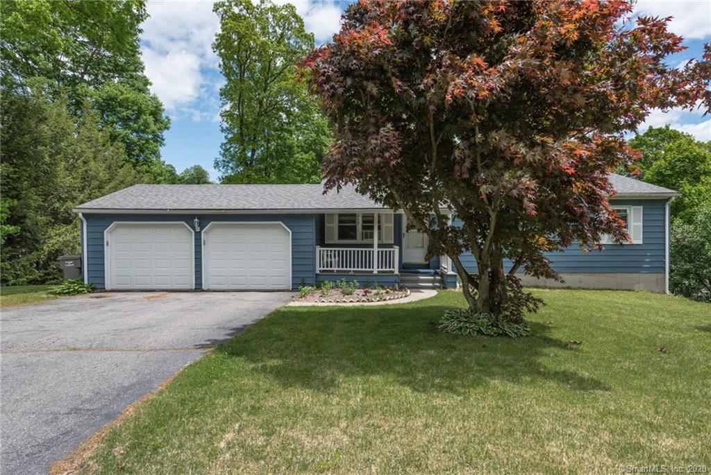 18 Wildwood Circle Naugatuck CT 06770