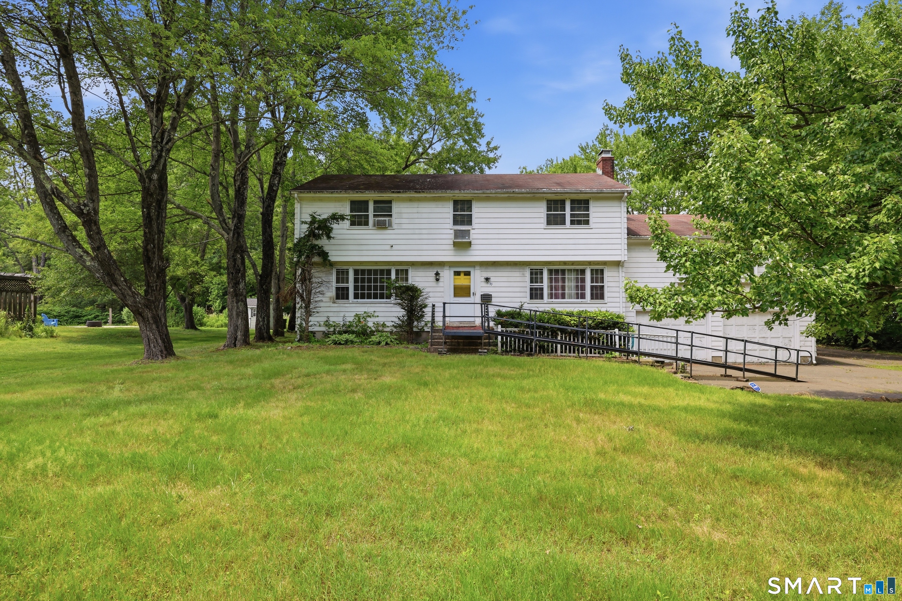 39 Maple Avenue Bloomfield CT 06002