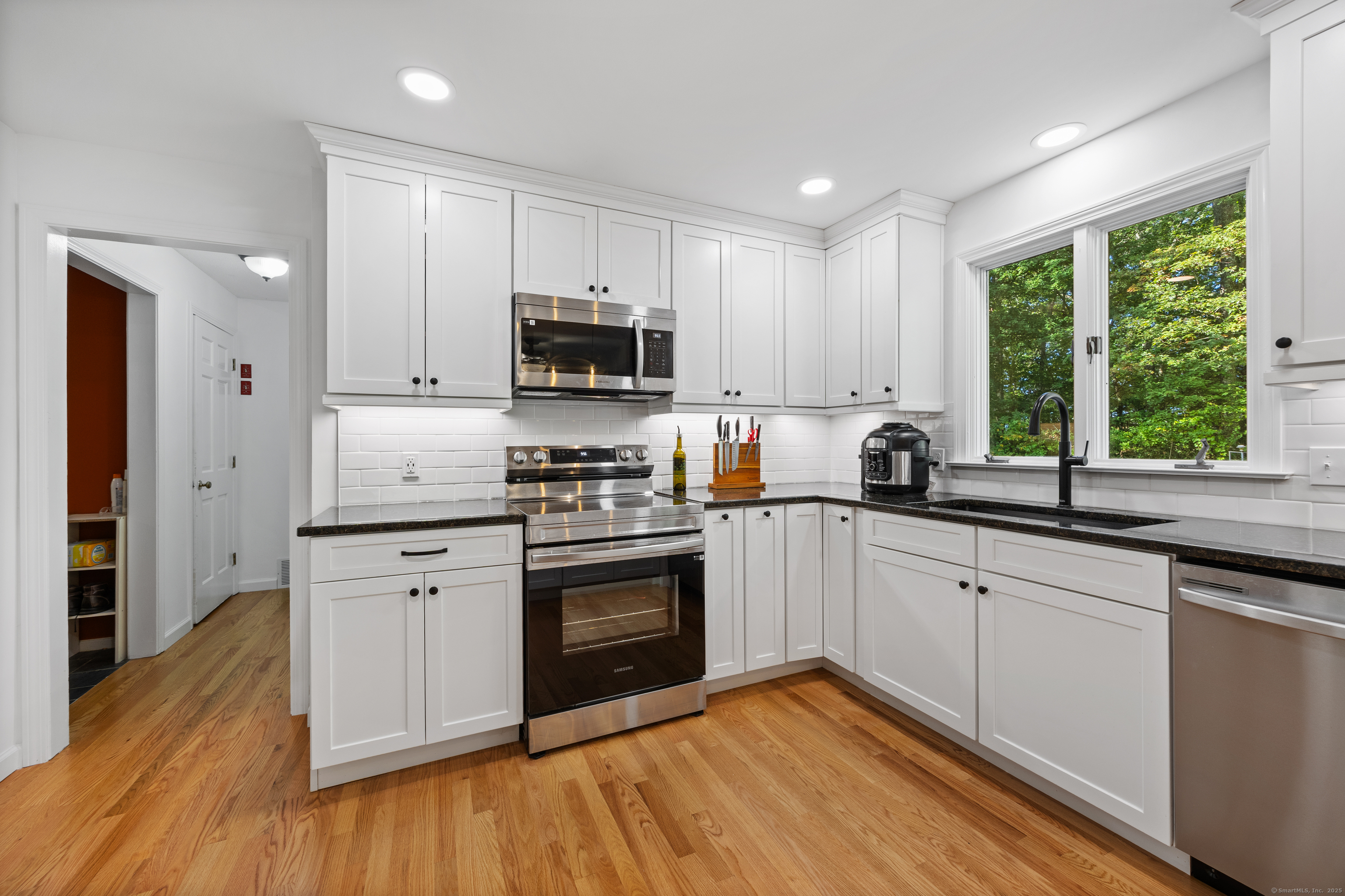 23 Hampden Road Somers CT 06071