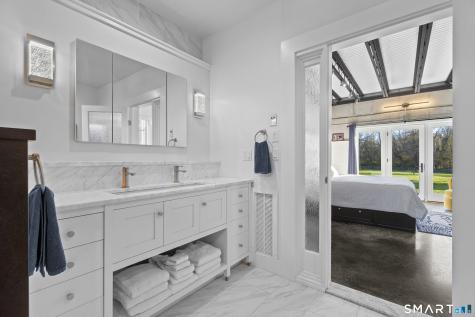 54 Barnes Road Stonington CT 06378