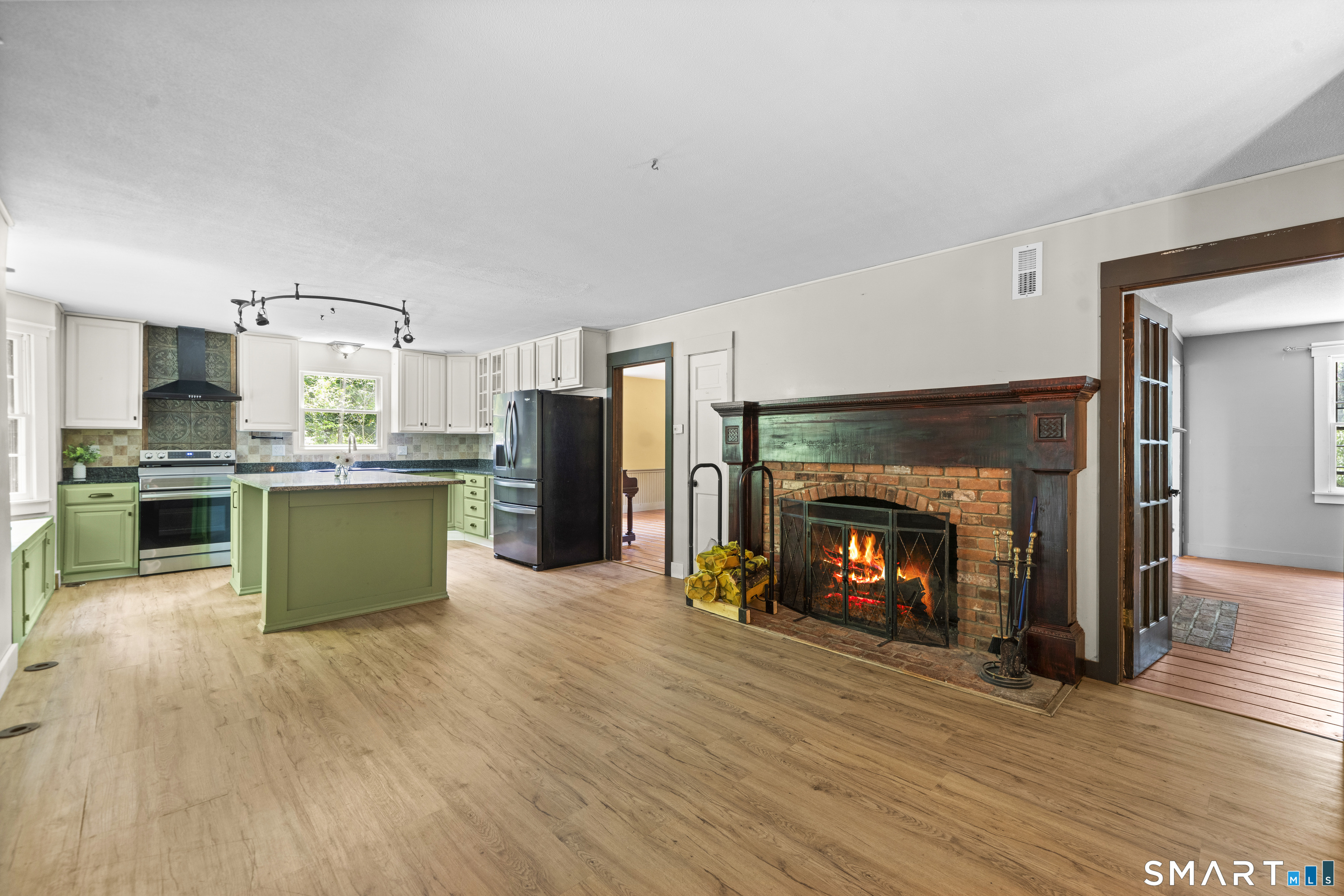 6 Huntington Drive Somers CT 06071