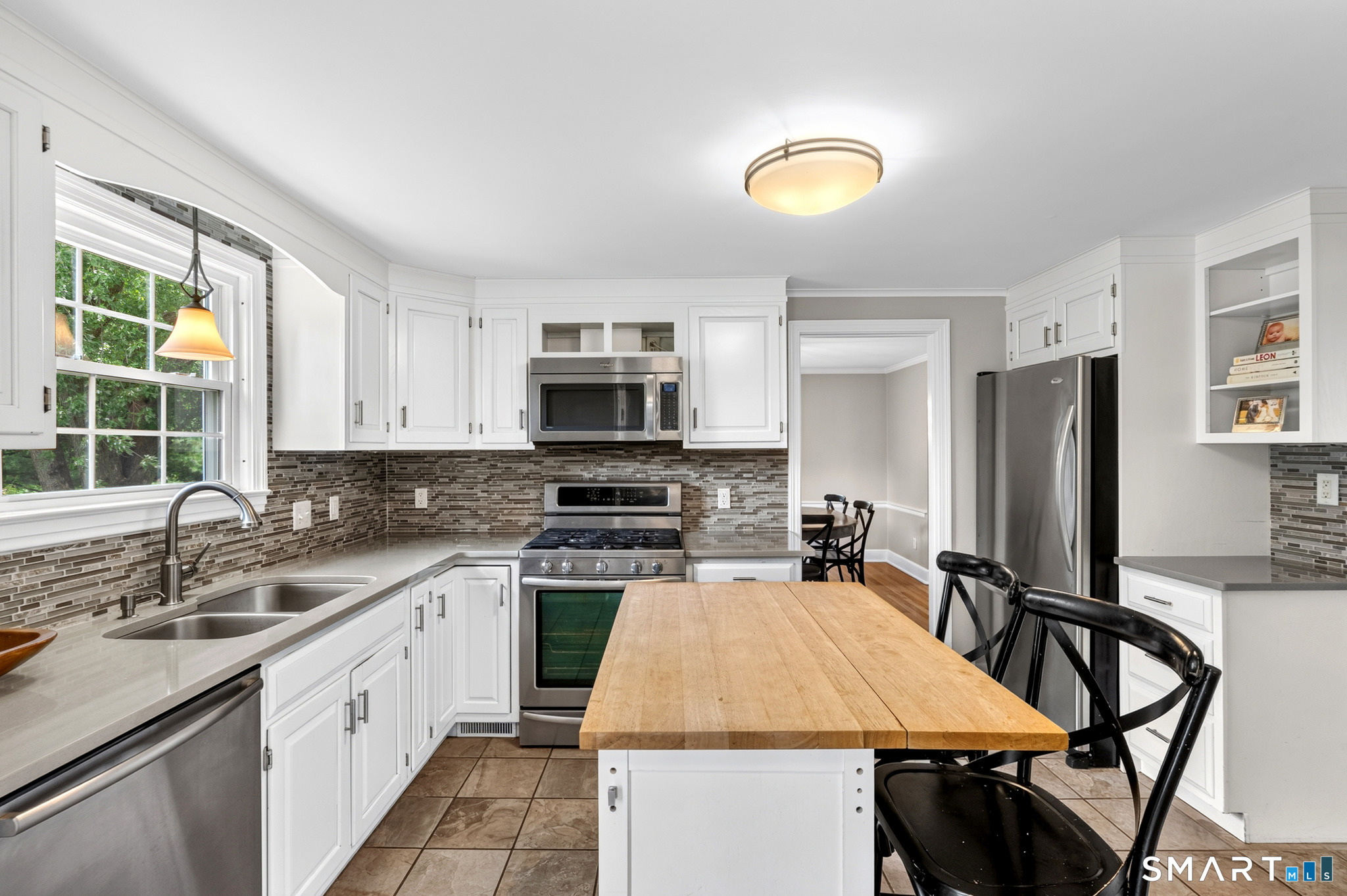 48 Wells Farm Drive Wethersfield CT 06109