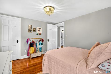 48 Wells Farm Drive Wethersfield CT 06109