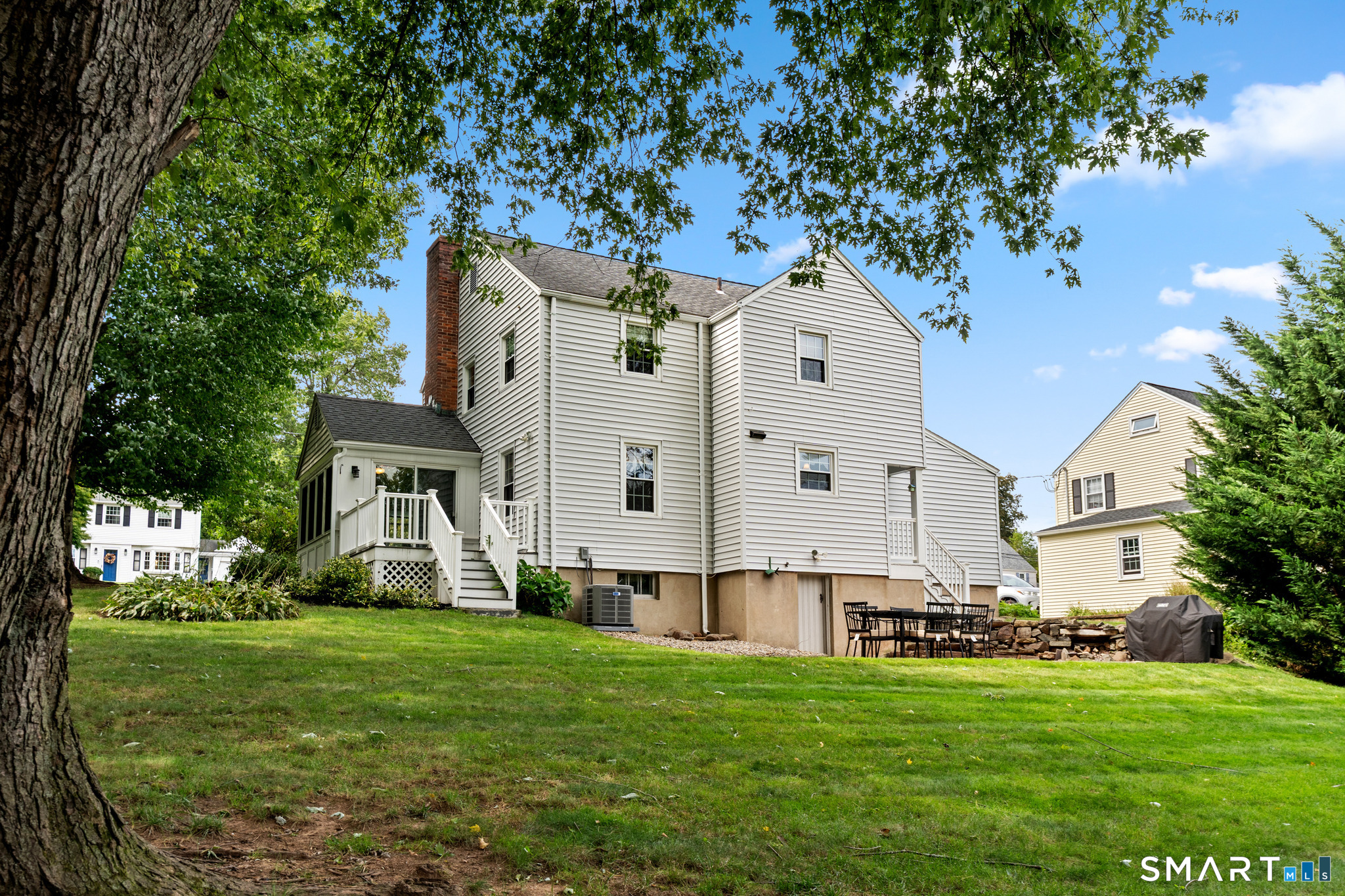 48 Wells Farm Drive Wethersfield CT 06109