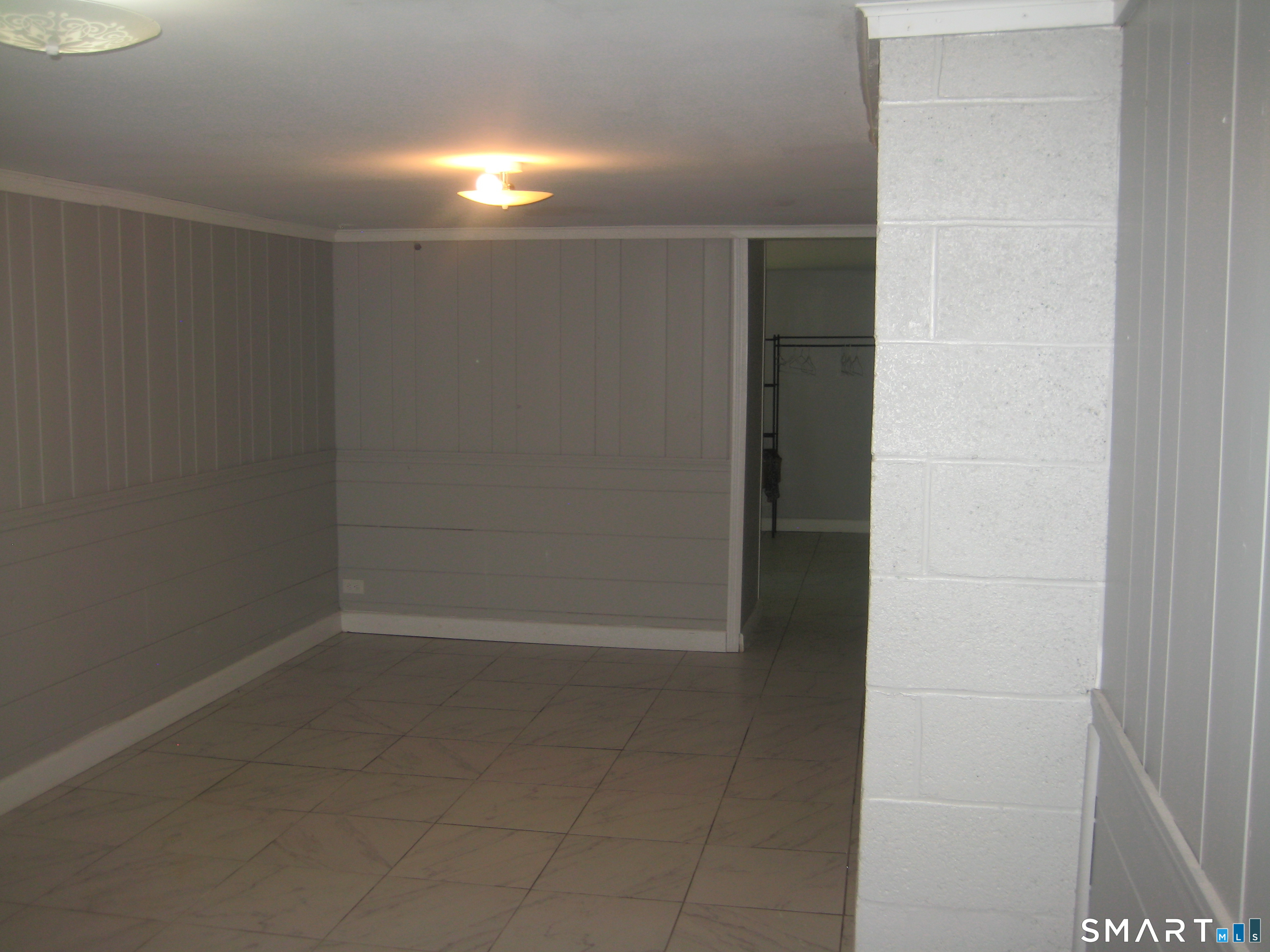 29 Barry Lane Simsbury CT 06070