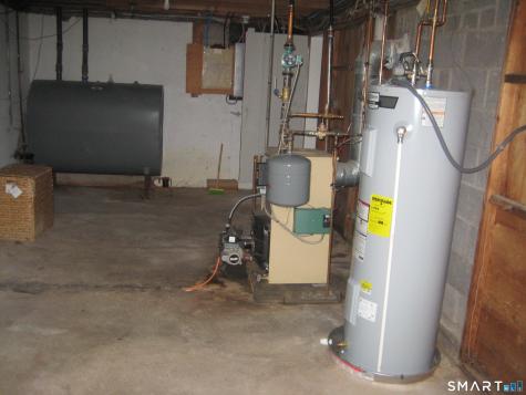 29 Barry Lane Simsbury CT 06070