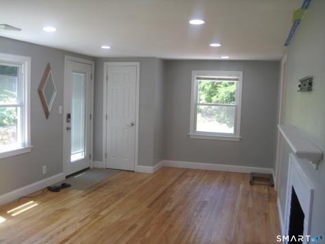 29 Barry Lane Simsbury CT 06070