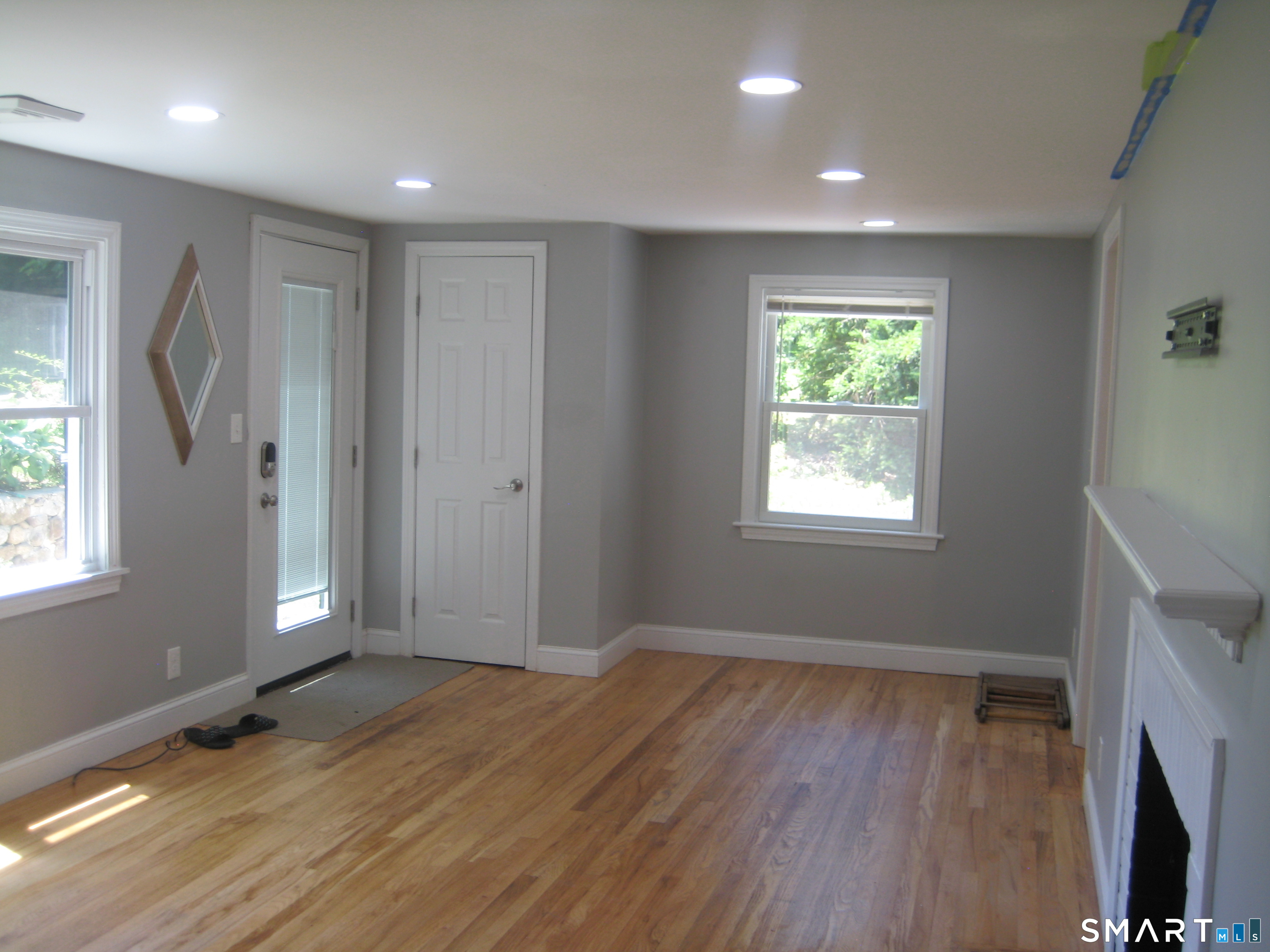 29 Barry Lane Simsbury CT 06070