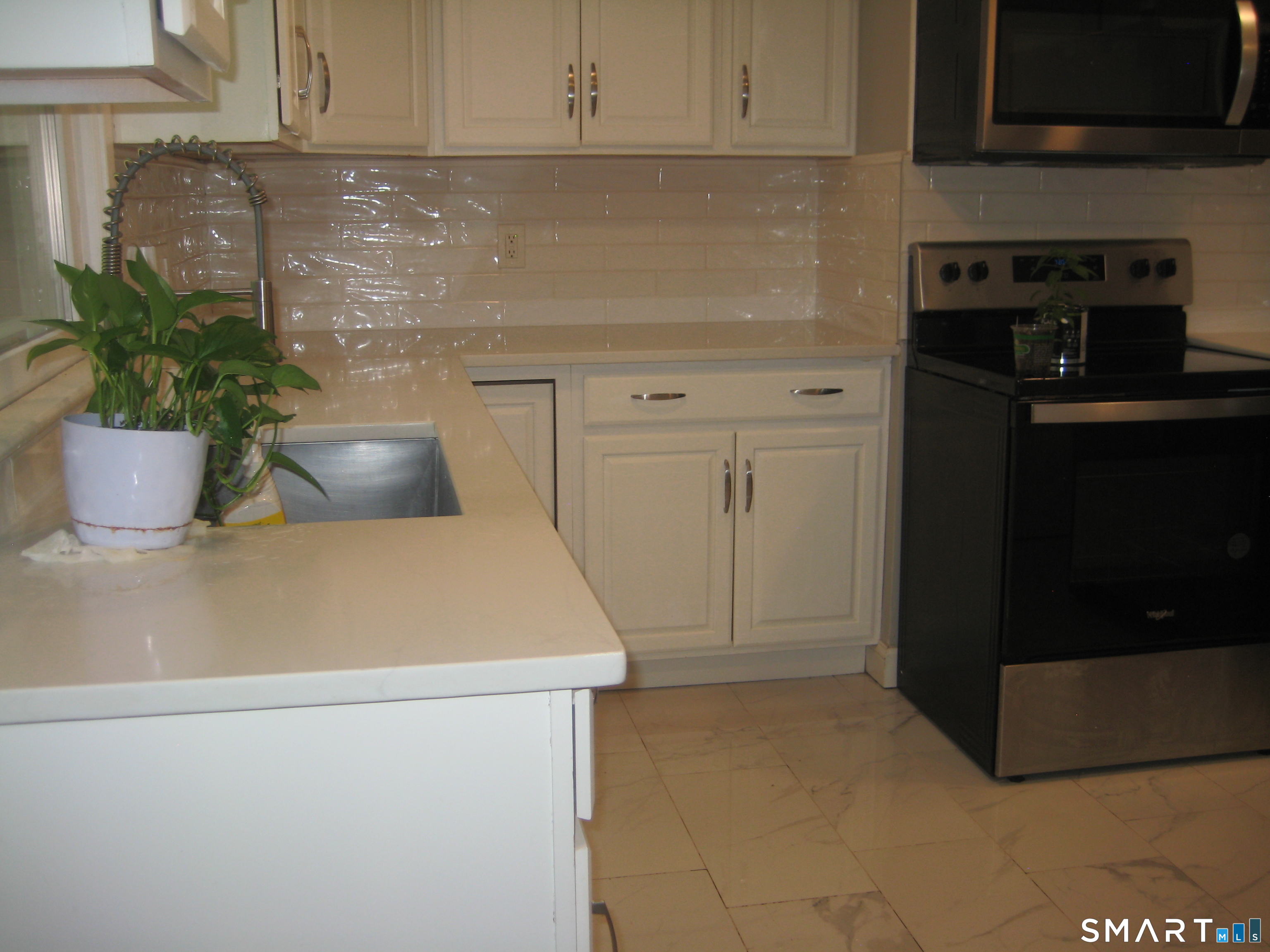 29 Barry Lane Simsbury CT 06070