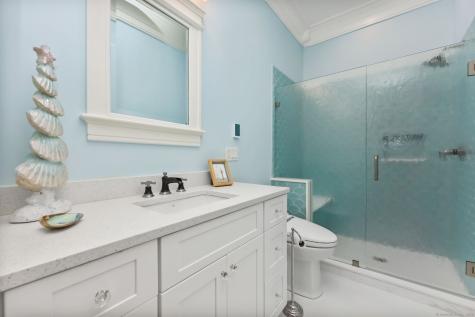 464 Park Boulevard Stratford CT 06615