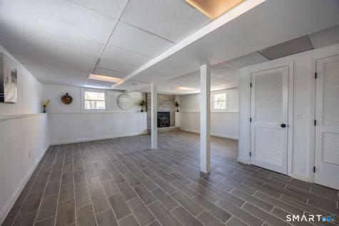 5 Briarwood Lane Branford CT 06405