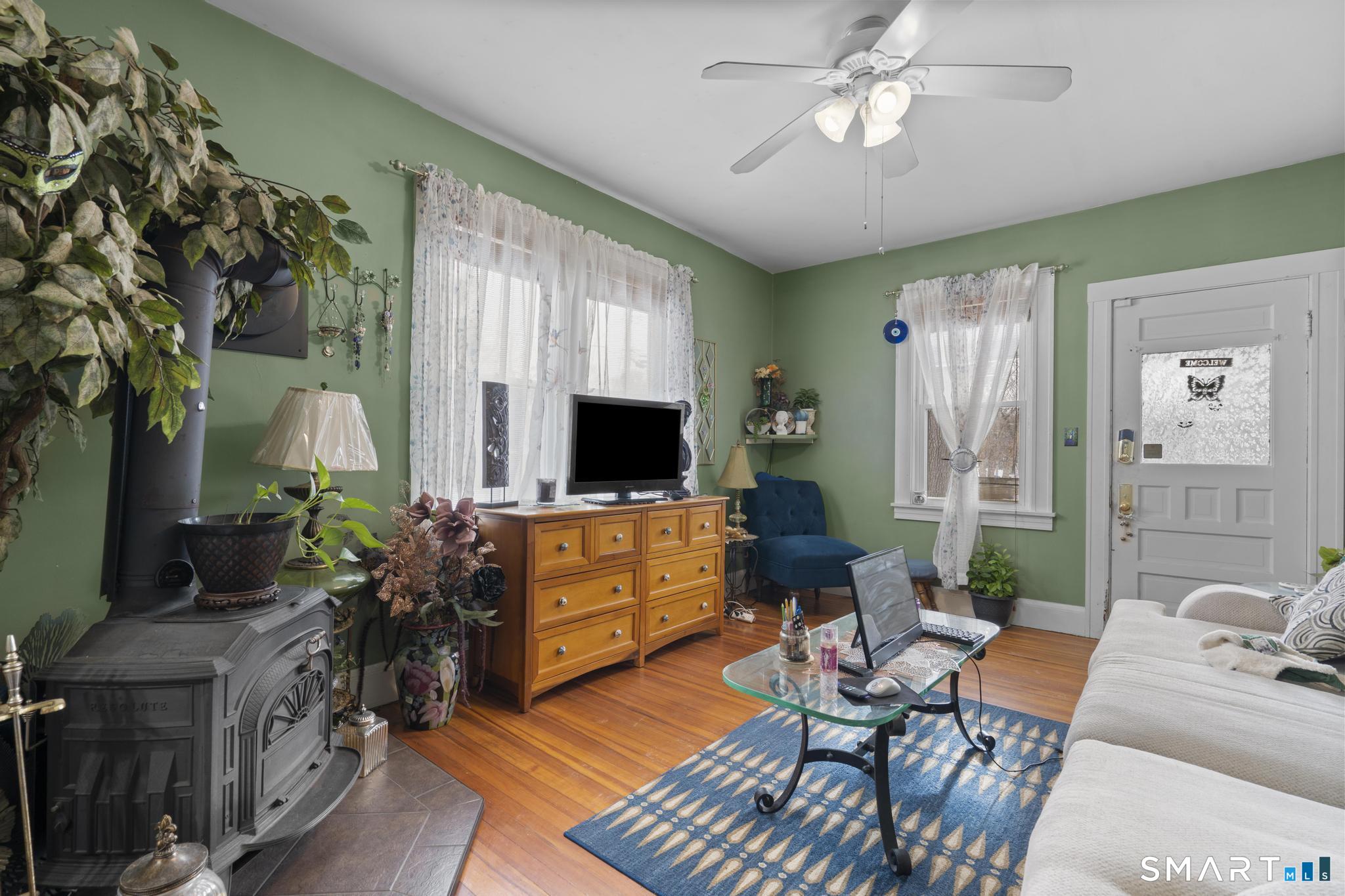 3 Anderson Street Manchester CT 06040