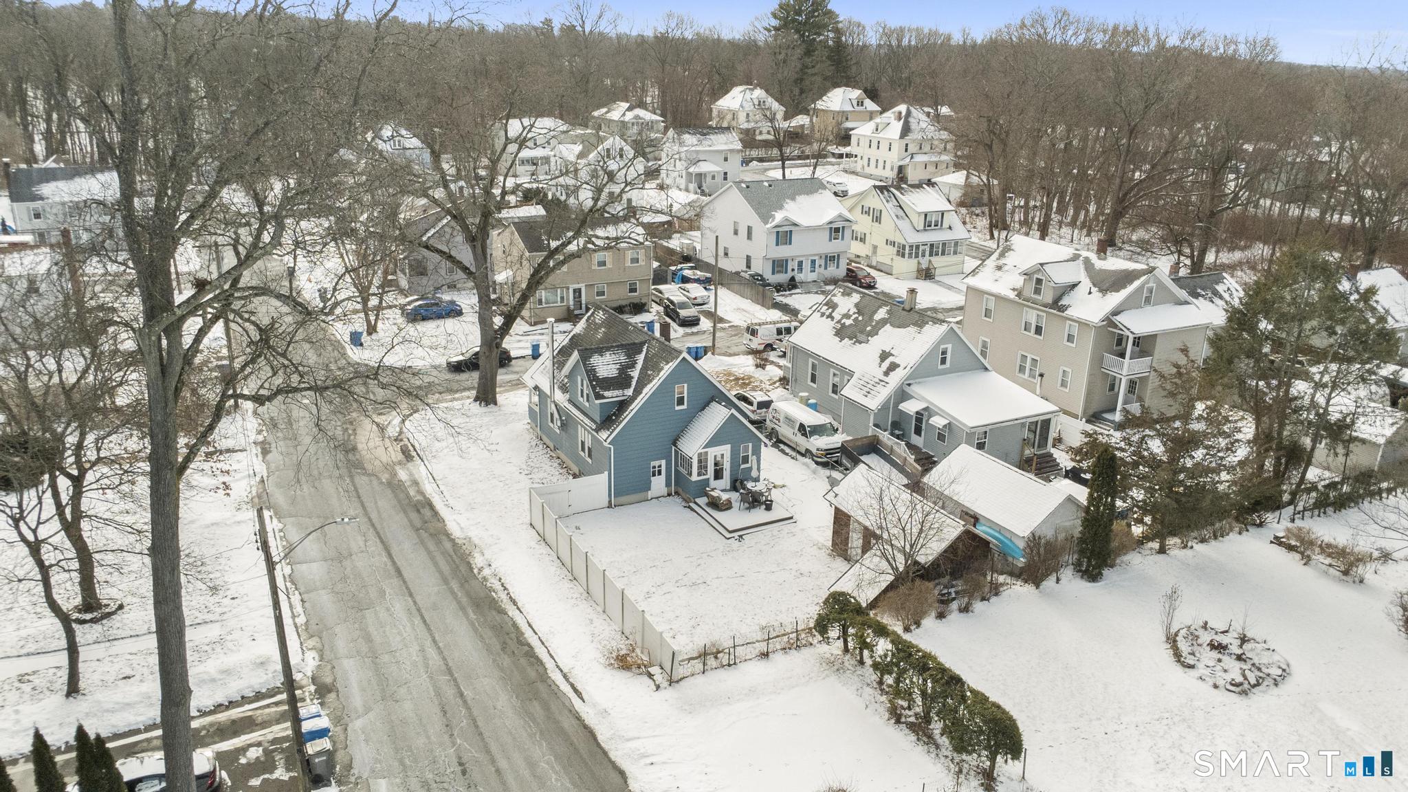 3 Anderson Street Manchester CT 06040