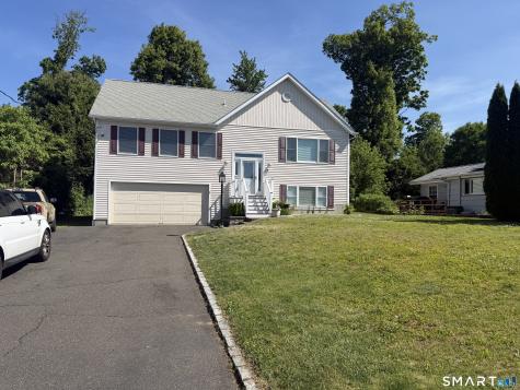 7 Mist Hill Drive Brookfield CT 06804
