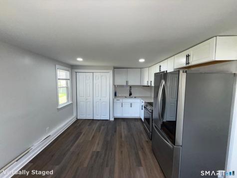 38 Middle Drive East Hartford CT 06118