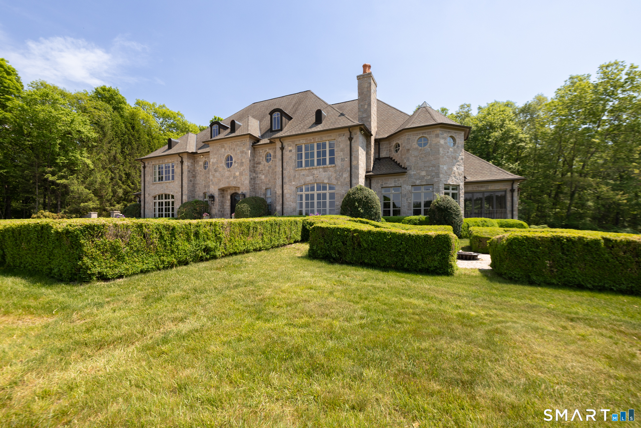 7 Equestrian Ridge Road Newtown CT 06470