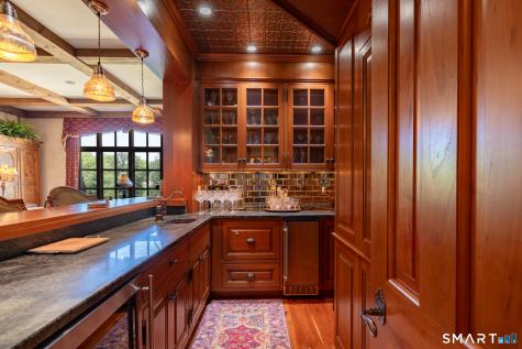 7 Equestrian Ridge Road Newtown CT 06470
