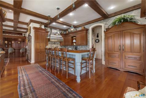 7 Equestrian Ridge Road Newtown CT 06470