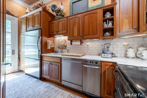7 Equestrian Ridge Road Newtown CT 06470